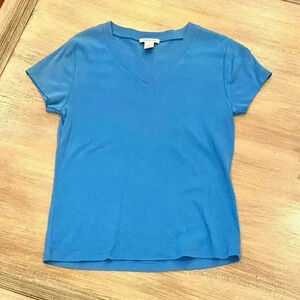 Harold’s vintage beautiful blue short sleeve V-neck shirt-size M.NWOT